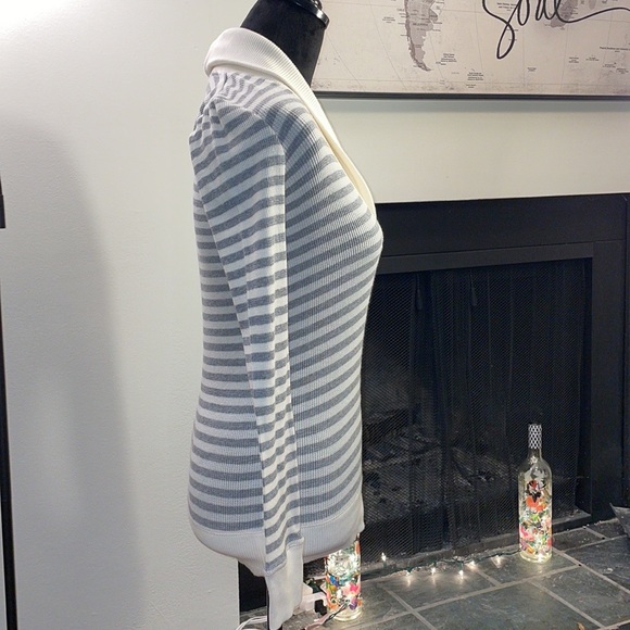 Long sleeve gray and white colored striped shirt. - Picture 8 of 16